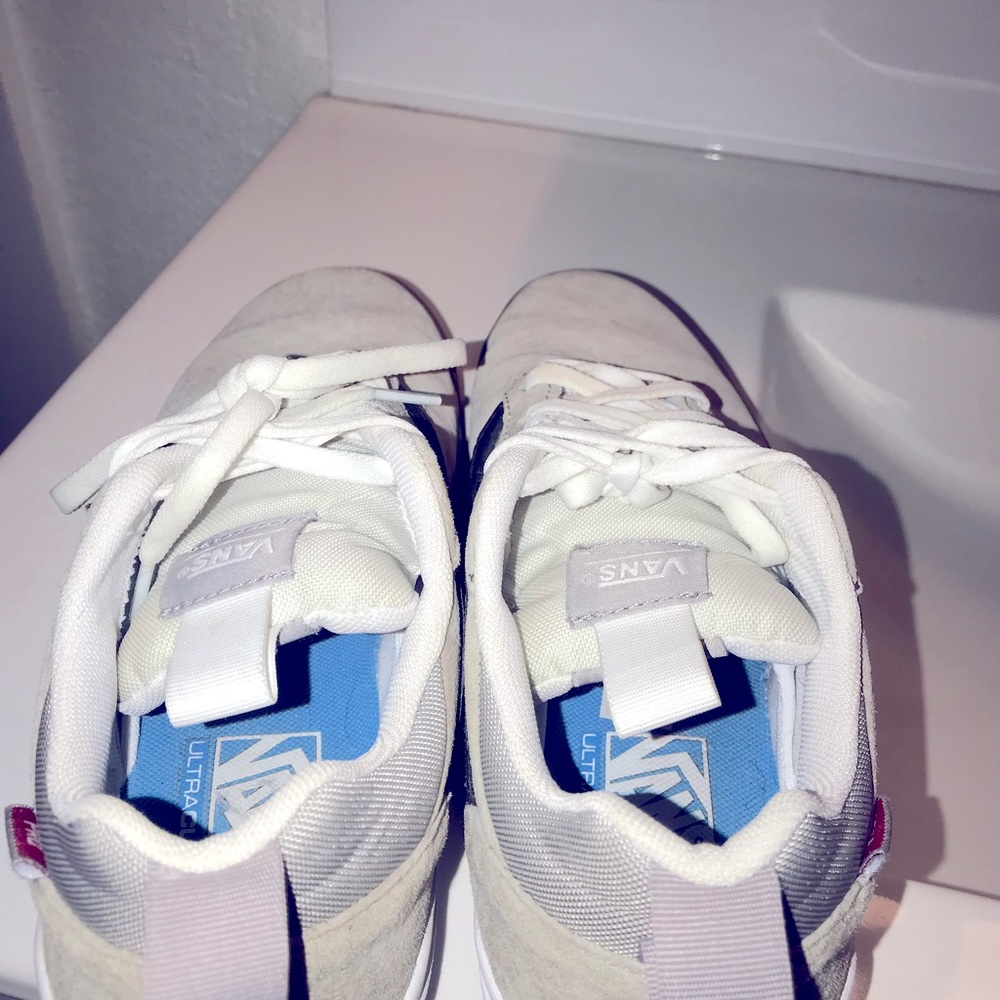 Vans Ultra Range - Picture 3 of 3